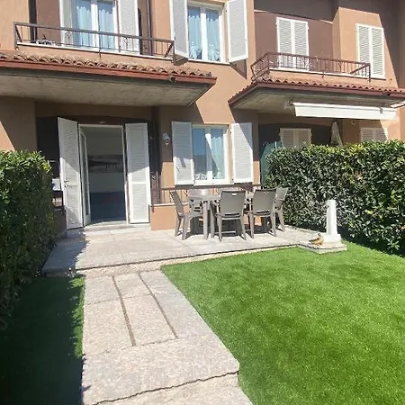 Sirmione - Independent House With Garden Villa Exterior photo
